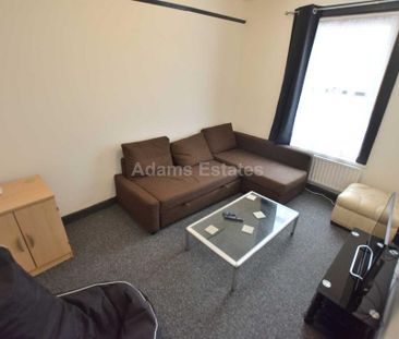 6 bedroom terraced house to rent - Photo 1