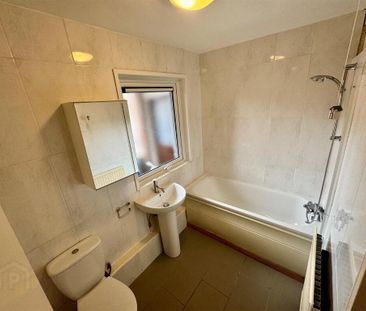 Flat 27, 47 Dundela Avenue, Belfast, BT4 3BT - Photo 6