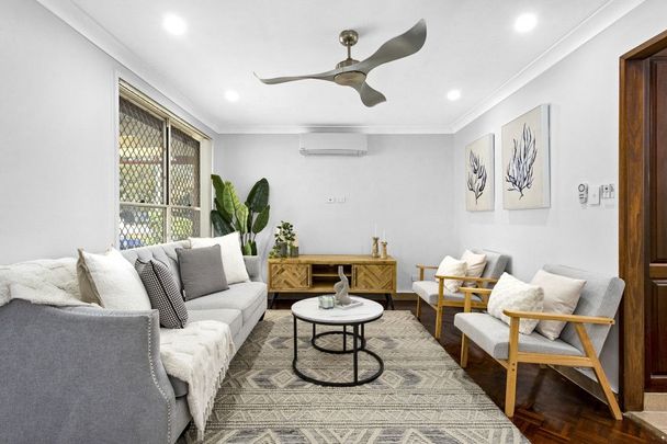 SPACIOUS FIVE BEDROOM Residence Close to All Amenities! - Photo 1