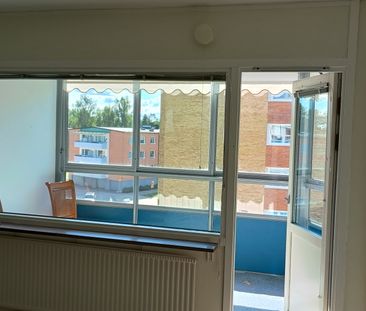 Karlstorpsvägen, Trollhättan - Photo 5