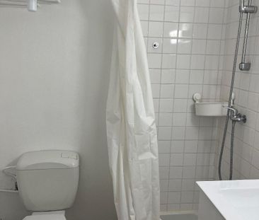 Location Appartement 1 pièce 18m² BORDEAUX 33000 - Photo 2