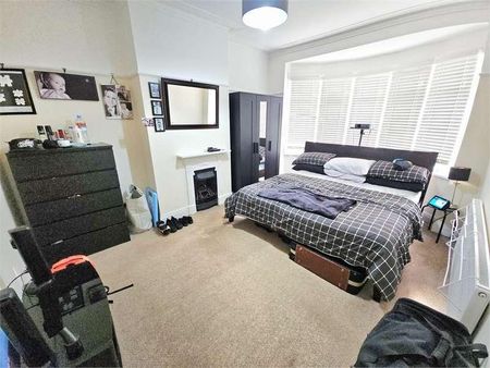 Pall Mall, Leigh On Sea, Leigh On Sea, SS9 - Photo 4