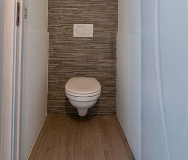 Duplexappartement met groot terras in het centrum van Schriek. - Photo 6