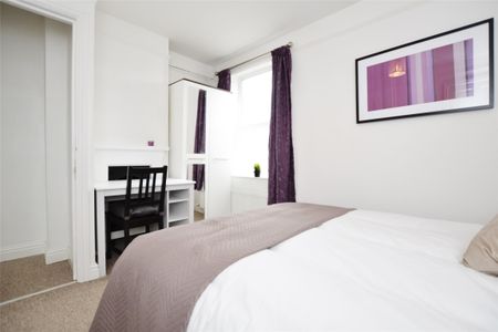 St. Kilda Parade, Gloucester, GL1 - Photo 2