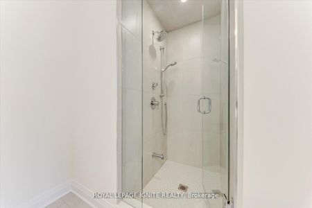 For Lease - 519 Hudson Crescent, Midland, Ontario - Photo 2