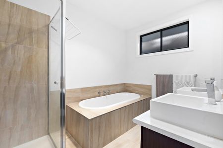 21A Pennington Street, Keilor East VIC 3033 - Photo 4