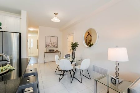 For Lease - 28 Benhurst Crescent, Brampton, Ontario - Photo 4