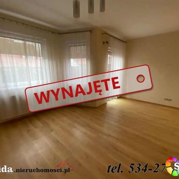 Dom - segment szeregowy środkowy z ogródkiem Jelenia Góra Zabobrze - Zdjęcie 1