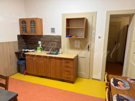 Pronájem mít s v bytě 2+1, CP 60 m2 ul. Tržní. - Фото 3