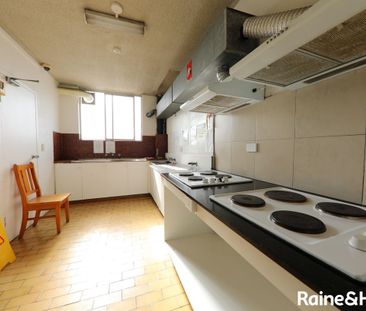 Neat Updated Studio Available on Bunnerong Road! - Photo 1