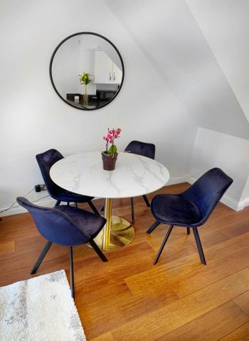 2 Bed, House - Photo 3