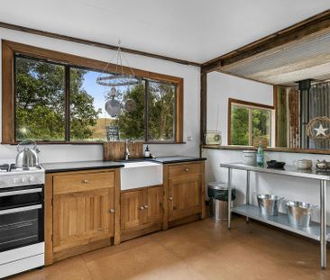 Riverbend – Three Bedroom Off Grid Home - Photo 3