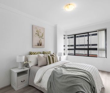 Immaculately Presented 2-Bedroom, 2-Bathroom Apartment in a Prime L... - Photo 5
