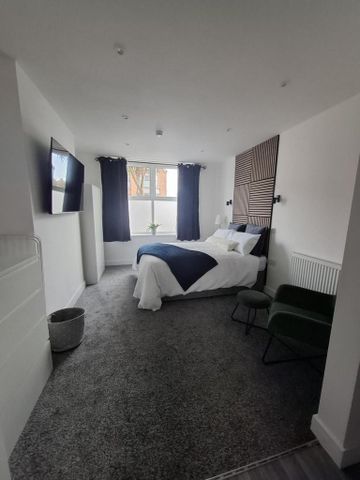 1 bedroom in a house share to rent - Photo 3