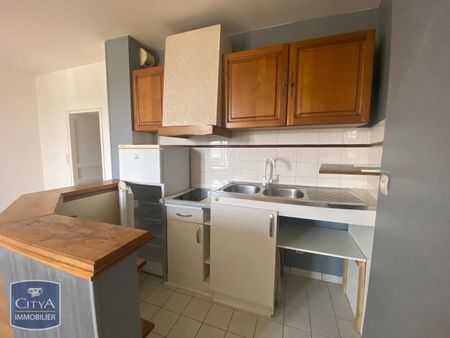 Location Appartement 3 pièces 53m² PERIGUEUX 24000 - Photo 4