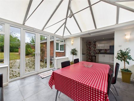 Gotsfield Close, Acton, Sudbury, Suffolk, CO10 0AS - Photo 4