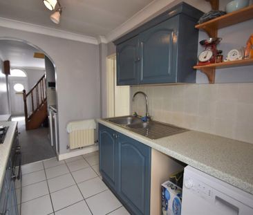 2 bedroom terraced house to rent - Photo 5