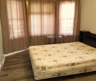 (Downtown) Furnished, 2 Bedrooms Suite! - Photo 2