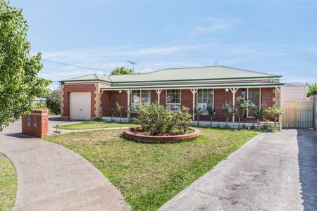 Perfectly Positioned Two-Bedroom Unit - Photo 3