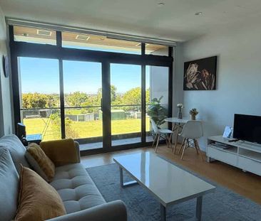 Lock up and leave - Photo 3