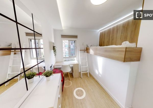 granada, Andalusia 18011