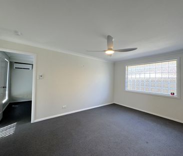 Home For Rent - Photo 3