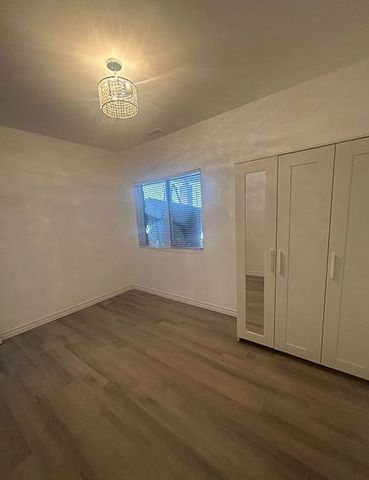 For Lease - 18 Loggers Trail Unit# Lower, Whitchurch-Stouffville, Ontario - Photo 2