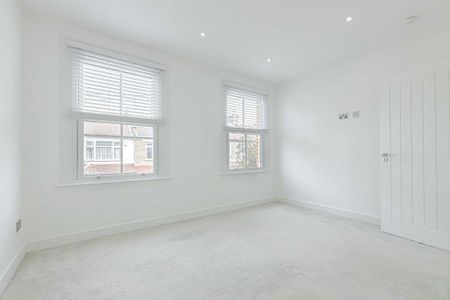 4 bedroom house to rent - Photo 3