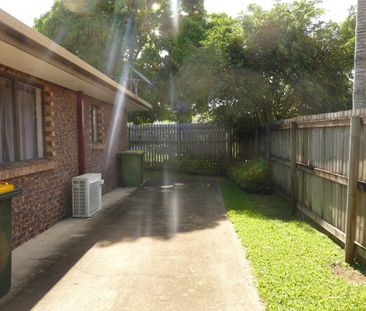 TWO BEDROOM UNIT SOUTH MACKAY - Photo 3