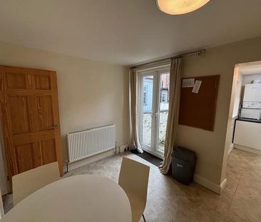 2 bedroom house to rent - Photo 4