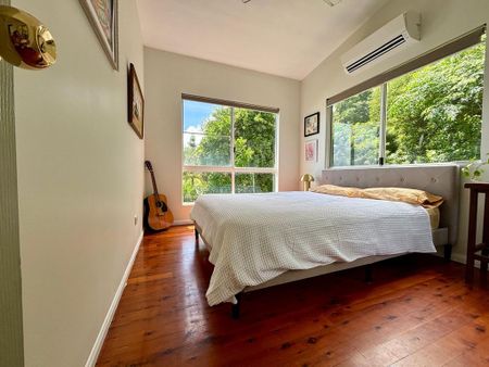 Luxurious Coastal Retreat with Breathtaking Views | Furnished! - Photo 5