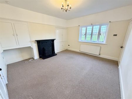 The Folds, Wirral - Photo 2