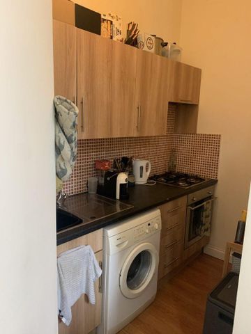 1 bedroom flat to rent - Photo 2