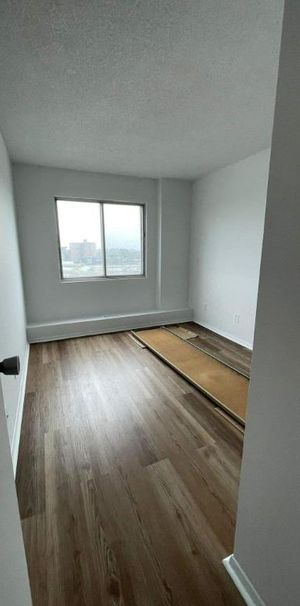 4 et demi spacieux disponible - Photo 1