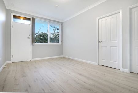 2-Bedroom Home in the Heart of Keiraville - Photo 3