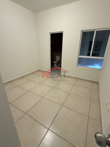 CASA EN RENTA EN VALLE DE LOS ALMENDROS - Photo 3