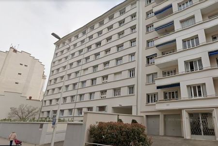 Appartement T2 A Louer - Lyon 4eme Arrondissement - 51.81 M2 - Photo 2