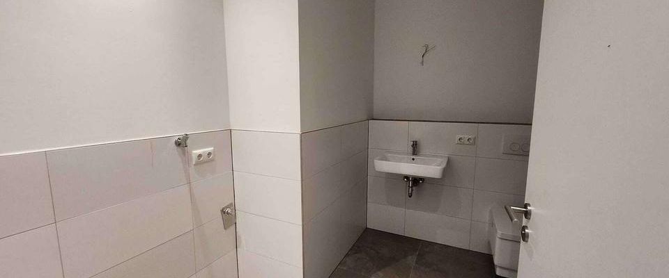 WOW großzügige 3 Zi. Neubauwohnung mit Balkon in begehrter Lage - Photo 1