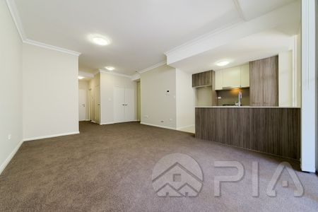 Modern 1 Bedroom Apartment for lease - Photo 2