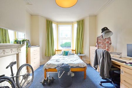 5 bedroom house to rent - Photo 2