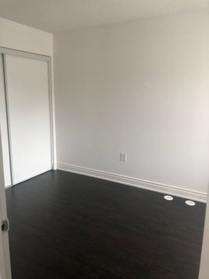 For Lease - 896 Thompson Road, Milton, Ontario - Photo 1