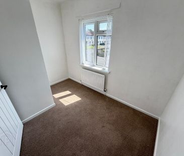 10 Menin Road, Antrim, BT41 4JA - Photo 1
