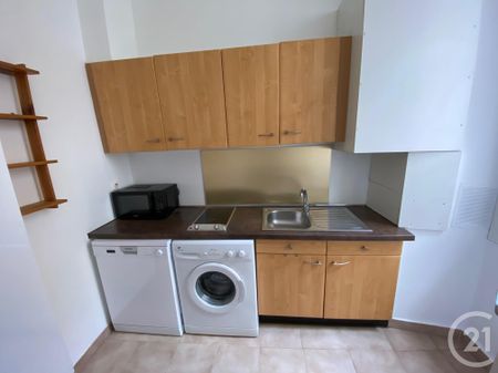 Location Appartement 1 pièce 32m² NICE 06300 - Photo 4