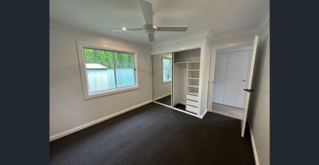 VERY RARE OPPORTUNITY - NEAR NEW GRANNY FLAT WITH SINGLE GARAGE PLUS PARKING PERFECT FOR A CARAVAN, BOAT, TRAILER AND MORE!!! - Photo 3