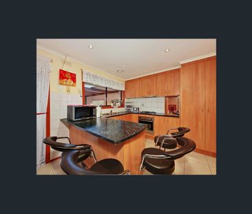 Convenient located! - Photo 3