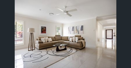 Beautiful Home in Pomona - Photo 3