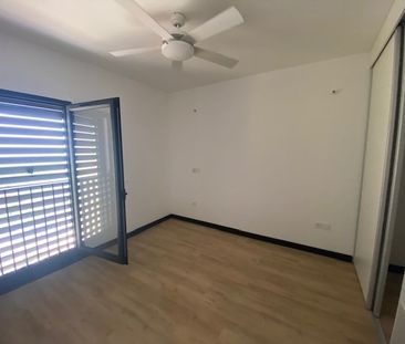 Location Appartement 3 pièces 65m² STE MARIE 97438 - Photo 3