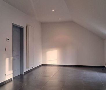 Appartement te huur in Borgloon voor € 690 met 1 slaapkamer - Photo 1