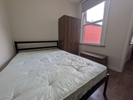 1 Bed Flat, Stanhope Gardens, N4 - Photo 3