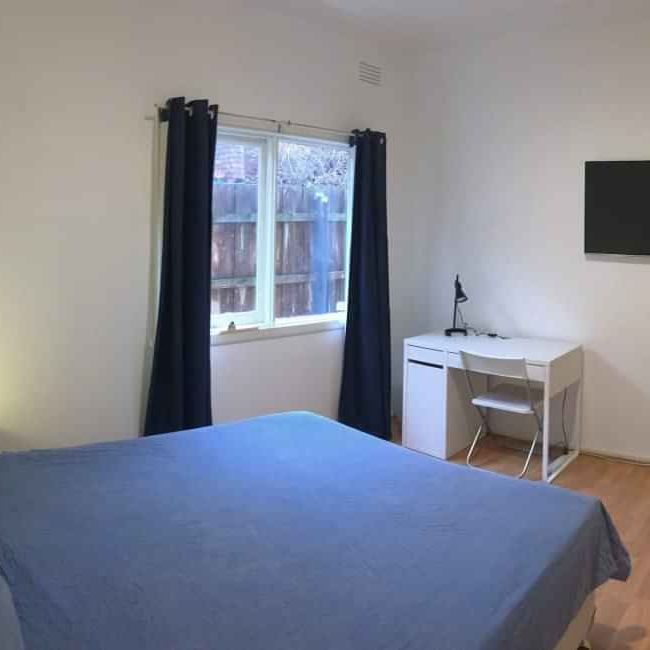 Room 3 (Non Ensuite) - Photo 1